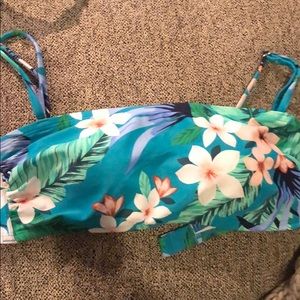 Bandeau bikini top